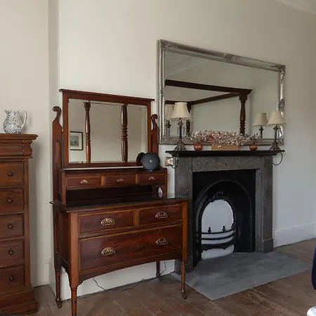 Hazel Brow - Retreat With Alpaca Walks, Farm & Hot Tub Available *