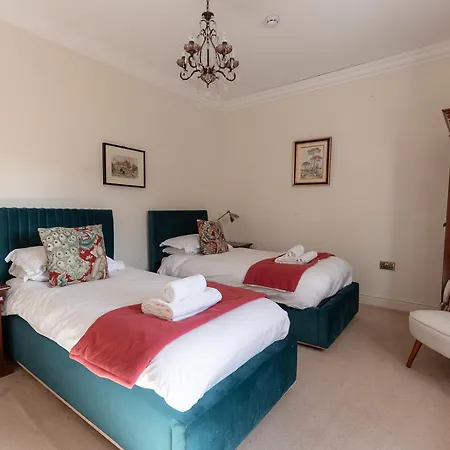 Hazel Brow - Retreat With Alpaca Walks, Farm & Hot Tub Available Feetham