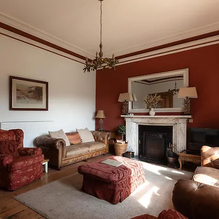 Σπίτι διακοπών Hazel Brow - Retreat With Alpaca Walks, Farm & Hot Tub Available