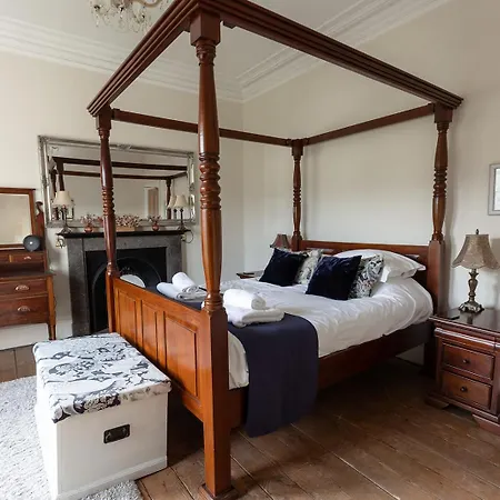Hazel Brow - Retreat With Alpaca Walks, Farm & Hot Tub Available Feetham