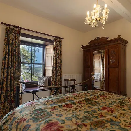 Σπίτι διακοπών Hazel Brow - Retreat With Alpaca Walks, Farm & Hot Tub Available *